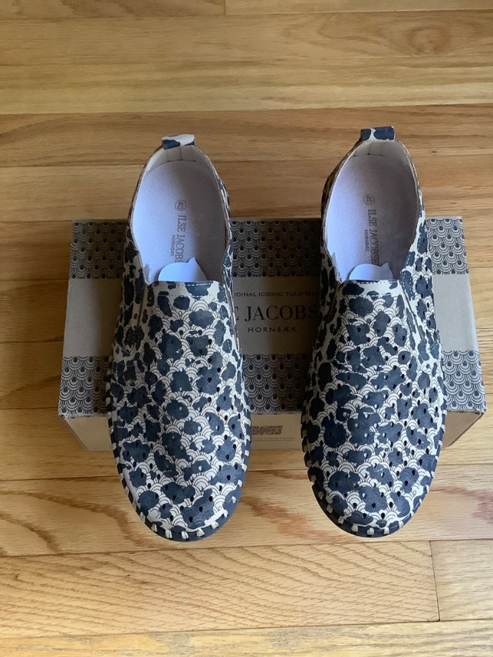 Ilse Jacobsen Tulip 3973 Leo Slip-On Sneaker Latte Black SZ EU 40 - Picture 2 of 13